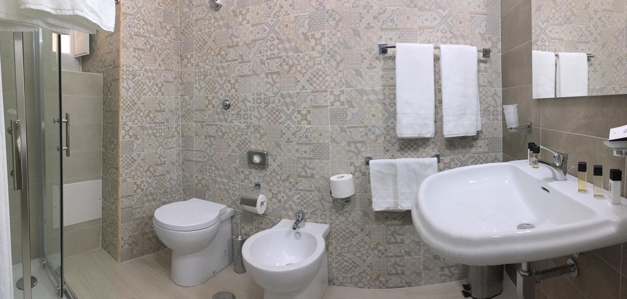 ホテル B＆B I 4 エレメンティ ナポリ エクステリア 写真